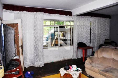 Detalhe - Sala e Sala de Jantar de casa à venda com 2 quartos, 250m² em Jardim Monjolo, São Paulo