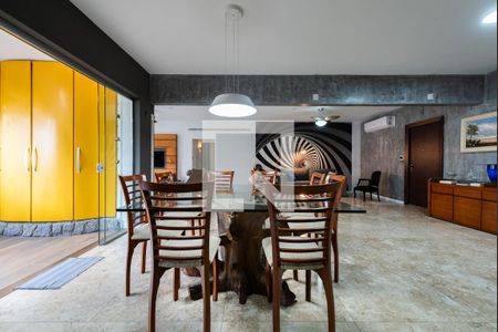 Apartamento para alugar com 2 quartos, 207m² em José Menino, Santos