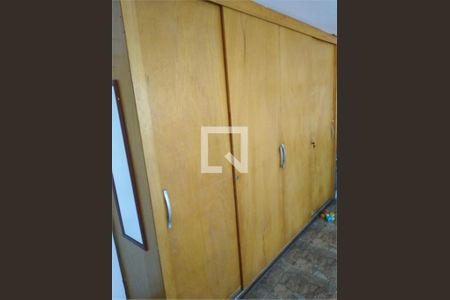 Casa à venda com 3 quartos, 250m² em Jardim Domitila, São Paulo