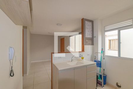 Cozinha e Área de Serviço de apartamento para alugar com 2 quartos, 43m² em São José, Canoas