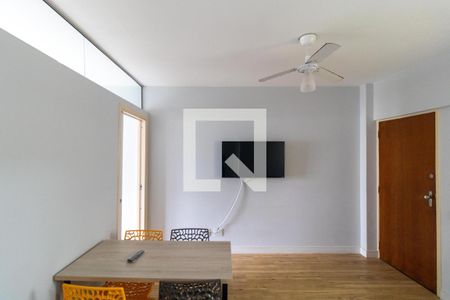 Salas de apartamento para alugar com 1 quarto, 39m² em Centro, Campinas