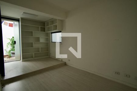 Suíte 1 de casa para alugar com 2 quartos, 160m² em Pinheiros, São Paulo