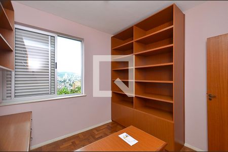 Quarto 1 de apartamento para alugar com 1 quarto, 130m² em Santo Antônio, Belo Horizonte
