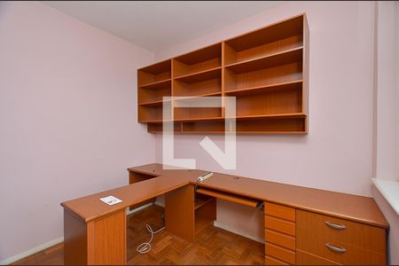 Quarto 1 de apartamento para alugar com 1 quarto, 130m² em Santo Antônio, Belo Horizonte