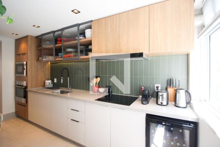 Cozinha de apartamento à venda com 2 quartos, 90m² em Indianópolis, São Paulo