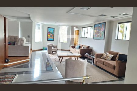 Casa à venda com 4 quartos, 380m² em Jardim Guapira, São Paulo