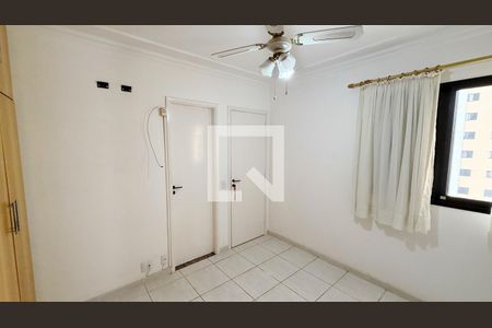 Quarto 1 de apartamento à venda com 3 quartos, 74m² em Jardim Esmeralda, São Paulo