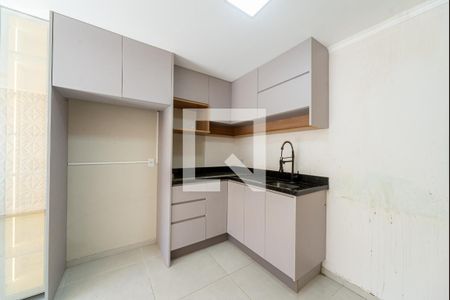 Cozinha de casa de condomínio para alugar com 2 quartos, 75m² em Viamópolis, Viamão