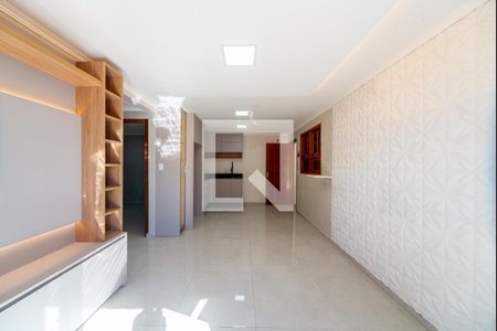 Sala de casa de condomínio para alugar com 2 quartos, 75m² em Viamópolis, Viamão