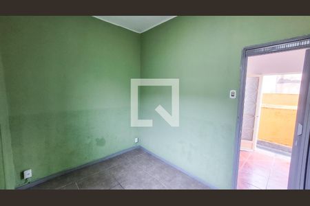 Quarto 1 de casa para alugar com 3 quartos, 55m² em Vicente de Carvalho, Rio de Janeiro