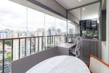 Sala de apartamento para alugar com 2 quartos, 47m² em Santo Amaro, São Paulo