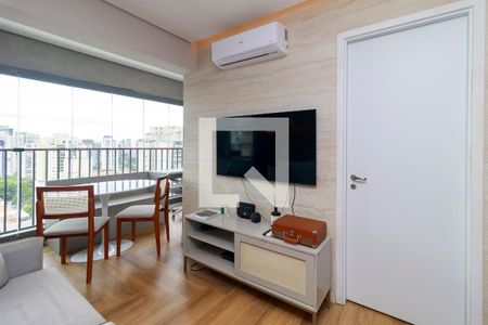 Sala de apartamento para alugar com 2 quartos, 47m² em Santo Amaro, São Paulo