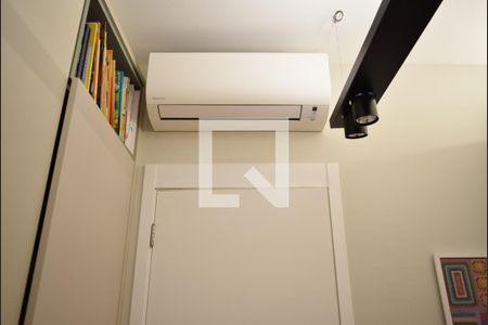 Quarto de apartamento para alugar com 2 quartos, 67m² em Pinheiros, São Paulo