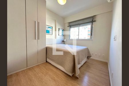 Suíte  de apartamento para alugar com 2 quartos, 89m² em Agronômica, Florianópolis