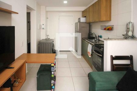 Apartamento à venda com 2 quartos, 32m² em Vila Ema, São Paulo