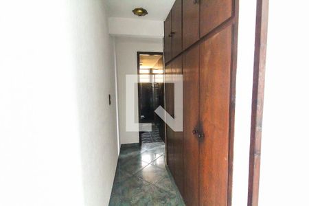 Corredor de apartamento para alugar com 2 quartos, 70m² em Jardim Aurora (zona Leste), São Paulo