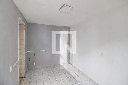Sala  de casa para alugar com 2 quartos, 40m² em Conjunto Habitacional Presidente Castelo Branco, Carapicuíba