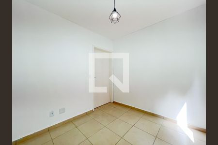Quarto 2 de apartamento para alugar com 2 quartos, 50m² em Metalúrgicos, Osasco