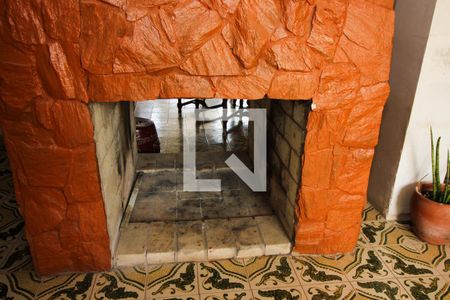 Detalhe da Sala 1 - Lareira de casa para alugar com 6 quartos, 350m² em Nonoai, Porto Alegre