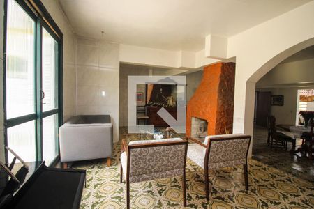 Sala 1 de casa para alugar com 6 quartos, 350m² em Nonoai, Porto Alegre