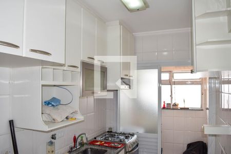 Cozinha de apartamento para alugar com 3 quartos, 50m² em Vila Carrão, São Paulo