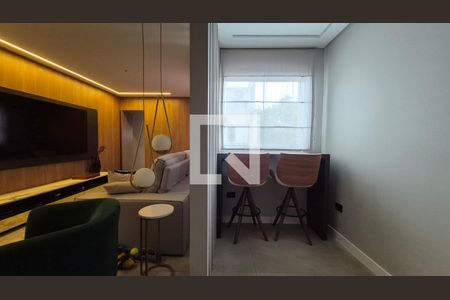Sala de apartamento para alugar com 2 quartos, 180m² em Vila Eldizia, Santo André