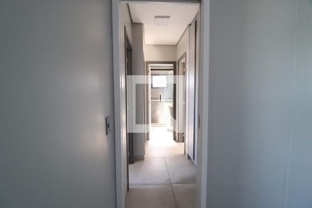Corredor de apartamento para alugar com 3 quartos, 95m² em Osvaldo Rezende, Uberlândia