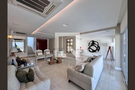 Casa de Condomínio para alugar com 4 quartos, 600m² em Barra da Tijuca, Rio de Janeiro