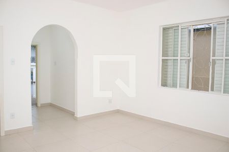 Sala de casa para alugar com 3 quartos, 238m² em Serra, Belo Horizonte