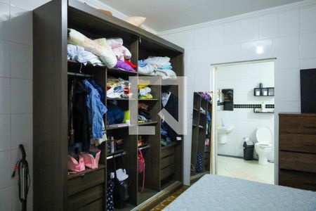 Quarto 1 de casa para alugar com 2 quartos, 60m² em Parque Guarani, São Paulo
