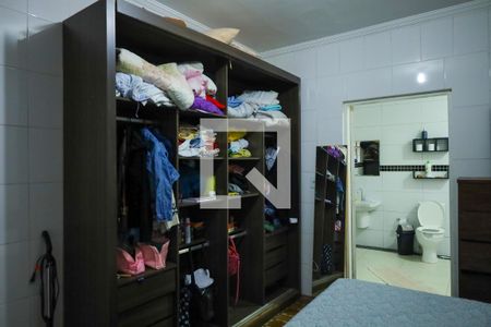 Quarto 1 de casa para alugar com 2 quartos, 60m² em Parque Guarani, São Paulo
