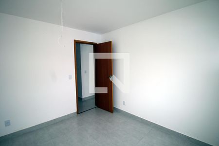 Quarto 1 de apartamento à venda com 2 quartos, 145m² em Penha, Rio de Janeiro