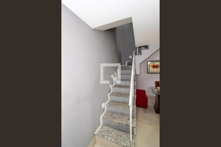 Sala - Acesso ao 2º andar de apartamento à venda com 4 quartos, 160m² em Vicente de Carvalho, Rio de Janeiro