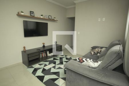 Sala de apartamento à venda com 3 quartos, 75m² em Vila Curuçá, Santo André