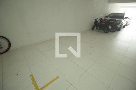 Garagem de apartamento à venda com 3 quartos, 75m² em Vila Curuçá, Santo André