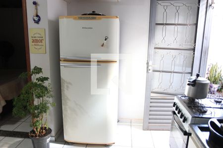 Sala e Cozinha de casa para alugar com 1 quarto, 34m² em Vila Jardim São Judas Tadeu, Goiânia