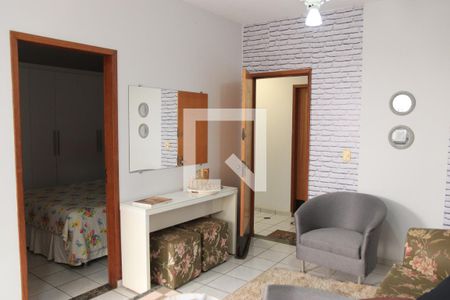 Sala e Cozinha de casa para alugar com 1 quarto, 34m² em Vila Jardim São Judas Tadeu, Goiânia