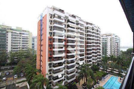 Vista de apartamento para alugar com 2 quartos, 81m² em Barra da Tijuca, Rio de Janeiro