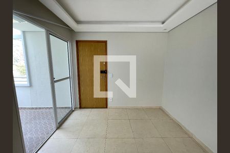 Sala de apartamento para alugar com 2 quartos, 47m² em Jardim Isis, Cotia