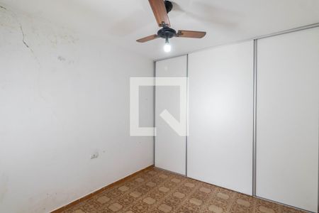 Quarto 2 de casa à venda com 2 quartos, 300m² em Parque Cruzeiro do Sul, São Paulo