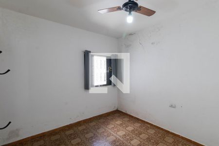 Quarto 2 de casa à venda com 2 quartos, 300m² em Parque Cruzeiro do Sul, São Paulo