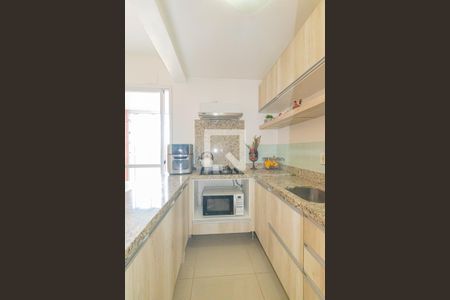 Sala/Cozinha de apartamento à venda com 2 quartos, 48m² em Fátima, Canoas