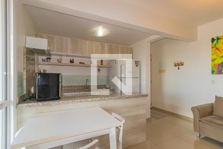 Sala de apartamento à venda com 2 quartos, 48m² em Fátima, Canoas