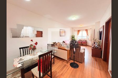 Sala de casa para alugar com 4 quartos, 200m² em Jardim Florestal, Jundiaí