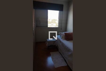 Quarto de apartamento para alugar com 2 quartos, 50m² em Vila Carmosina, São Paulo