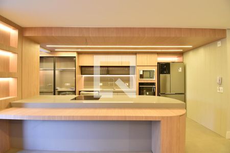 Sala  de apartamento para alugar com 2 quartos, 82m² em Cabral, Curitiba