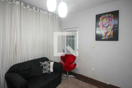 Casa à venda com 2 quartos, 112m² em Vila Carrão, São Paulo