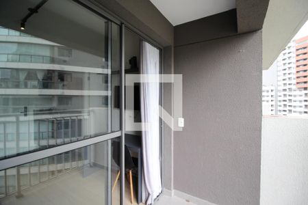 Varanda de apartamento à venda com 1 quarto, 27m² em Vila Nova Conceição, São Paulo