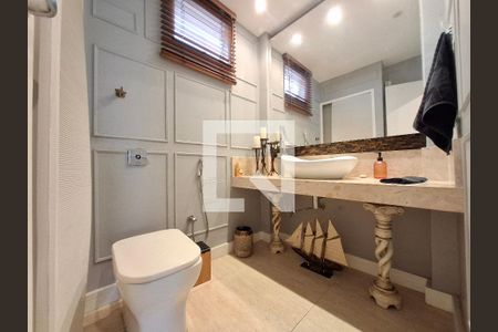 Lavabo  de apartamento à venda com 4 quartos, 117m² em Centro, Rio de Janeiro