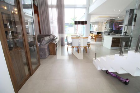 Sala de casa de condomínio para alugar com 4 quartos, 600m² em Colinas do Paratehy, São José dos Campos